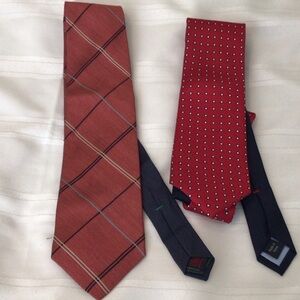 2 Tommy Hilfiger classic ties 100% silk